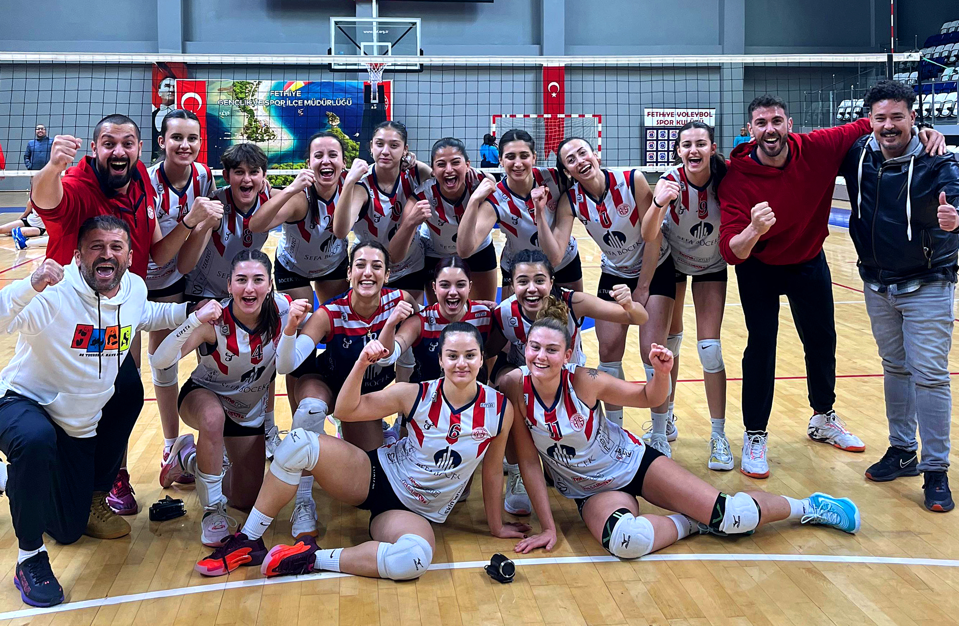 Fethiye Voleybol SK 2-3 Emir Tur Antalyaspor