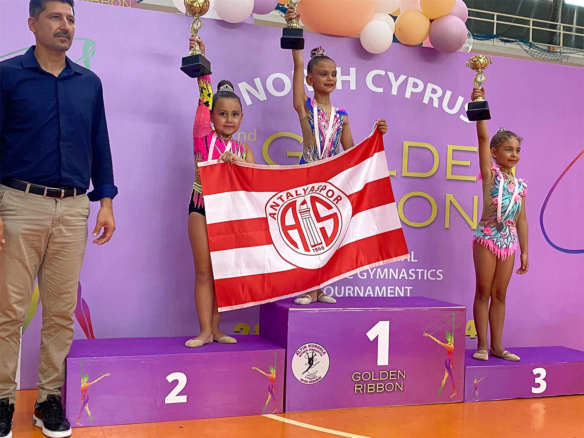 Cimnastik Takımımızın Rüzgârı Kıbrıs’ta Esti