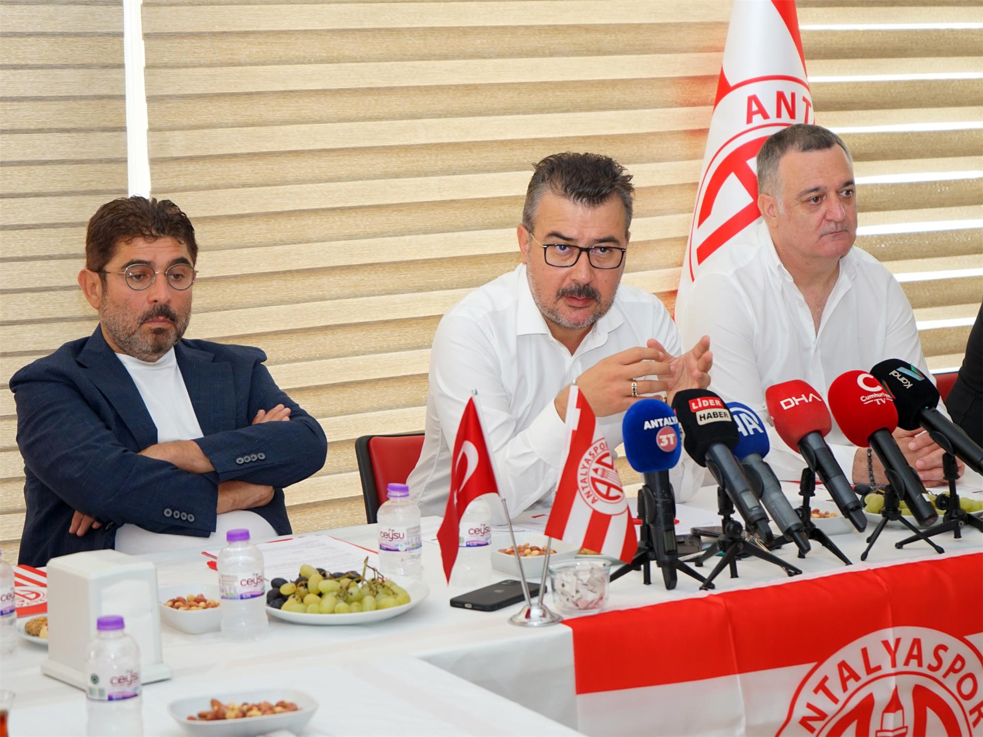 Başkanımız Av. Aziz Çetin ve Yöneticilerimiz Basın Toplantısı Düzenledi